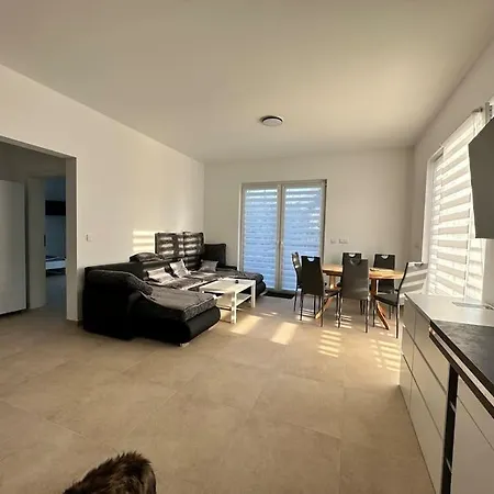 Holiday home 4 Im Neubau Bungalow, Garten, Grillen, Bis 9 Personen Bernau bei Berlin