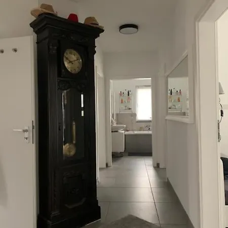 4 Im Neubau Bungalow, Garten, Grillen, Bis 9 Personen