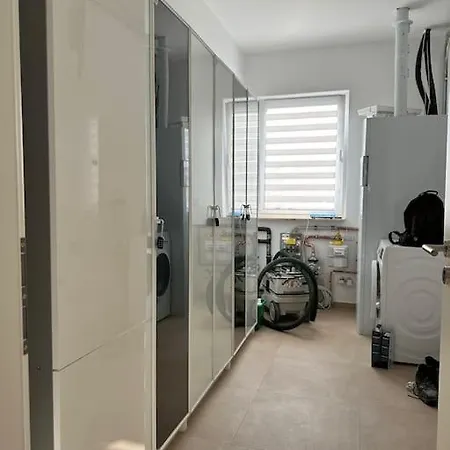 4 Im Neubau Bungalow, Garten, Grillen, Bis 9 Personen * Bernau bei Berlin